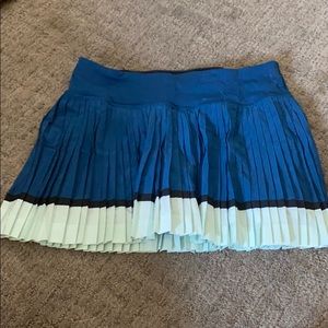 lululemon pleat to street running skirt